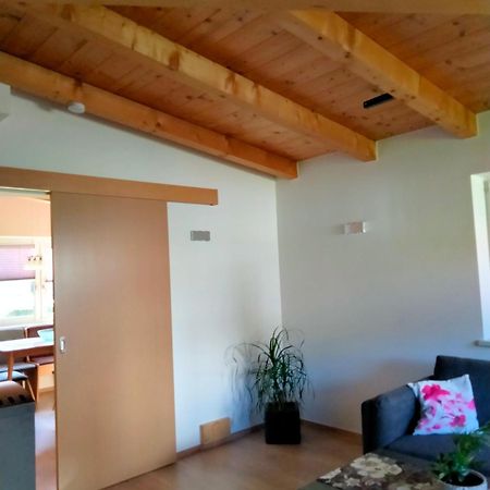 Ferienwohnung Trixi ホラースバッハ・イム・ピンツガウ エクステリア 写真